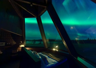 Auroras from bed